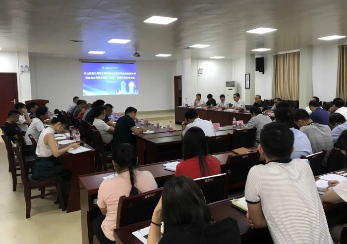 2.聚会现场。。易裕锋 摄700.jpg