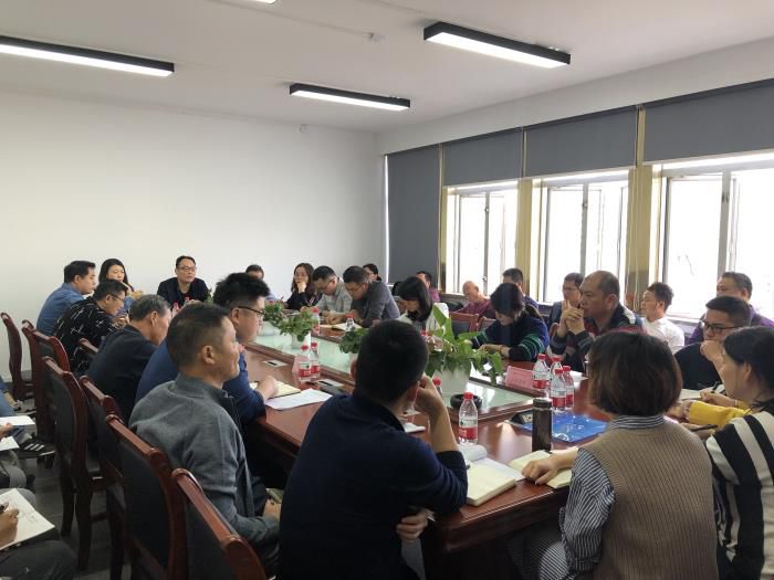 4.1聚会现场。。。。。杨德辉 摄700.jpg