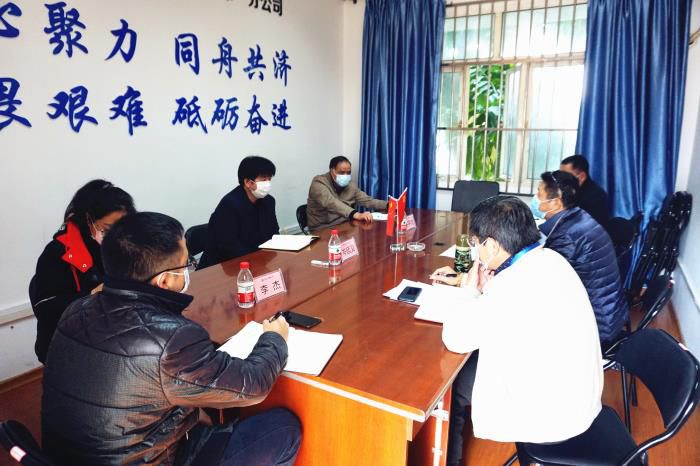 2聚会现场。。。谢微旋 摄700.jpg