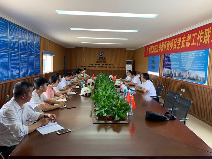 党课现场。。。。。。蔡怡灵 摄.jpg