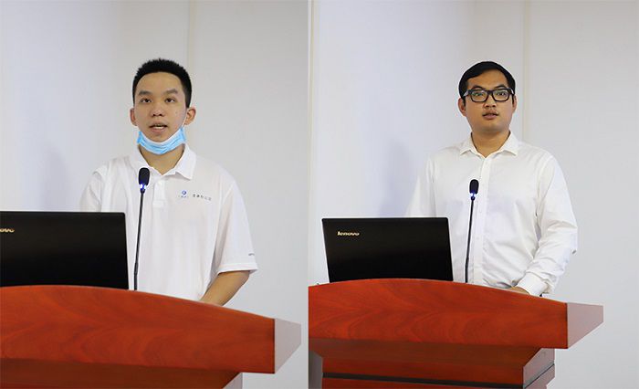 老员工代表讲话。。。李立云 摄4.JPG