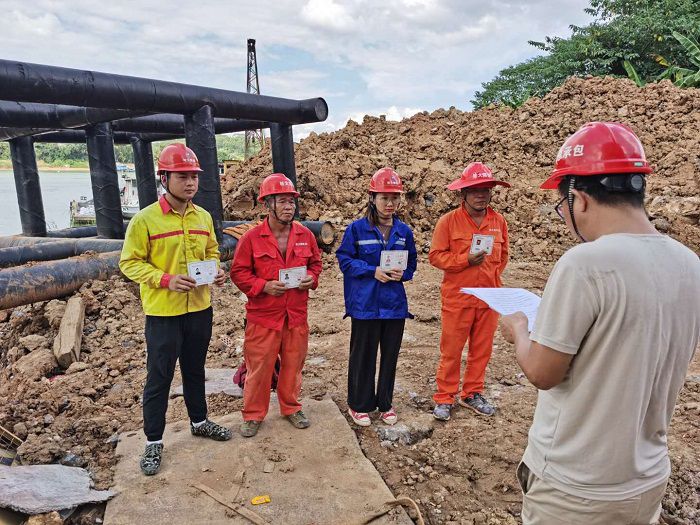 清静手艺交底现场。。。。 黄璐璐 摄.jpg