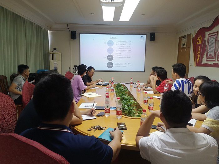 聚会现场。。邓灿滨 摄.jpg