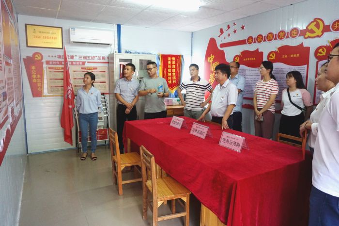 47观摩现场。。。。。。谢微旋 摄.jpg