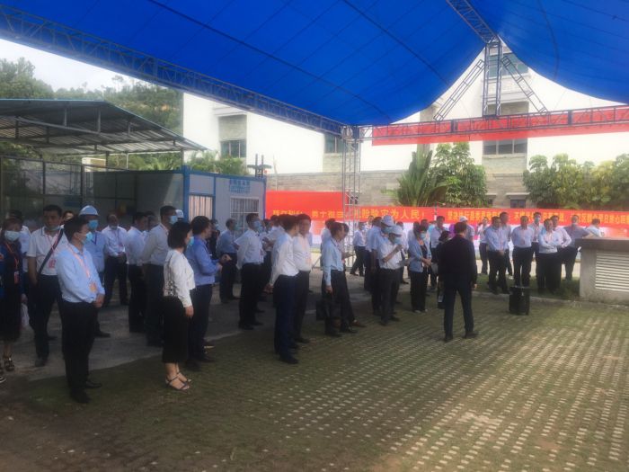 52视察现场。。。。。。刘彩凤 摄.jpg