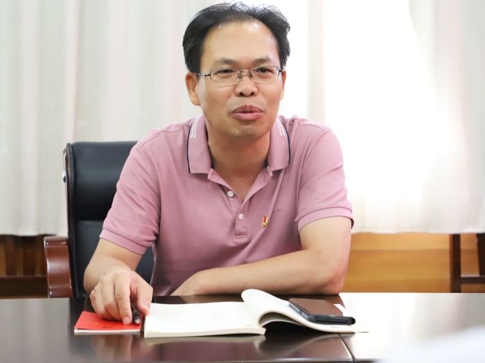 57陈祖训作讲话。。。。谭龙 摄.jpg