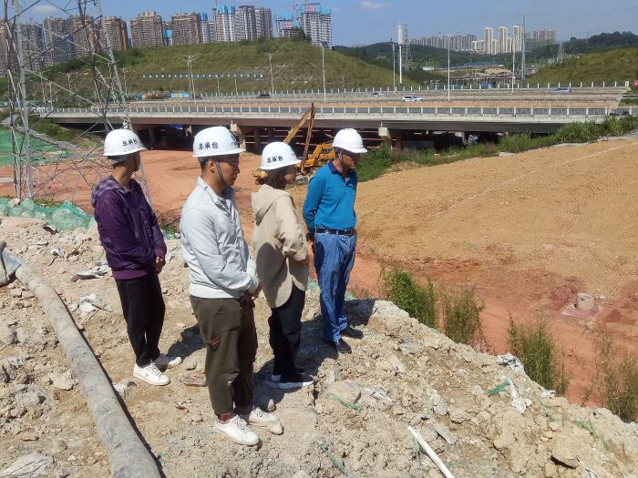 66检查现场。。许凤飞 摄.jpg