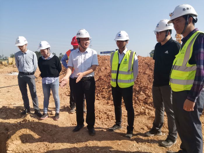 检查现场。。。。。。 贺勇 摄.jpg