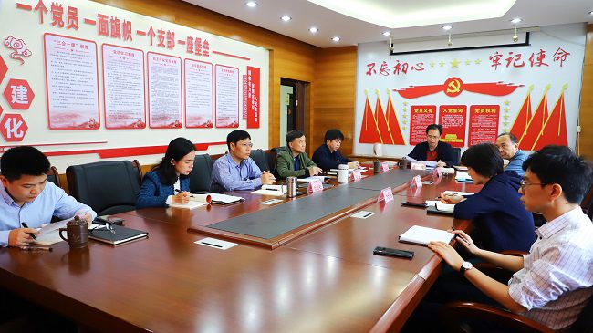 中心组第二次学习聚会现场。。。。李立云 摄（修图）.jpg