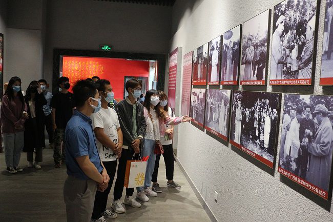 旅行学习现场。。。张钊林 摄（修图）.jpg