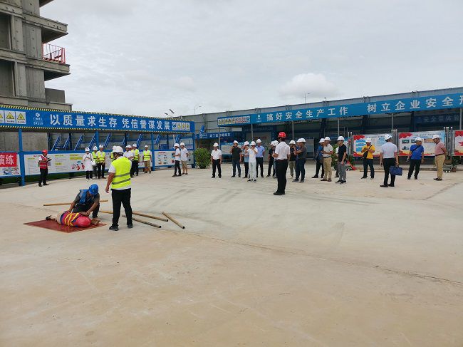 应抢救援演练。。。。。；；；；；票ι 摄（修图）.jpg