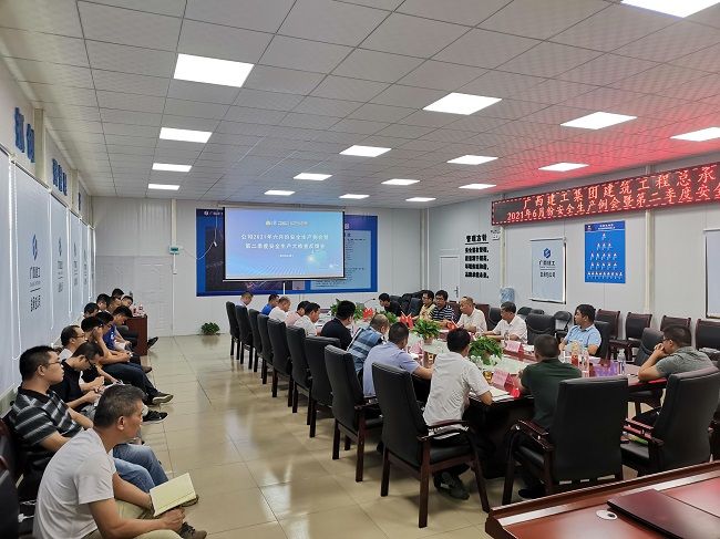 5聚会现场。。。。；；票ι 摄（修图）.jpg