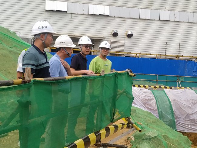 检查现场。。。。；；；魄苛 摄（修图）.jpg