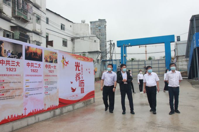 旅行“红色长廊”。。邓灿滨 摄（修图）.jpg