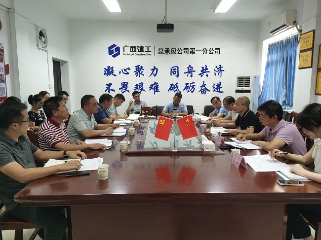 聚会现场。。。。韦文 摄（修图）.jpg