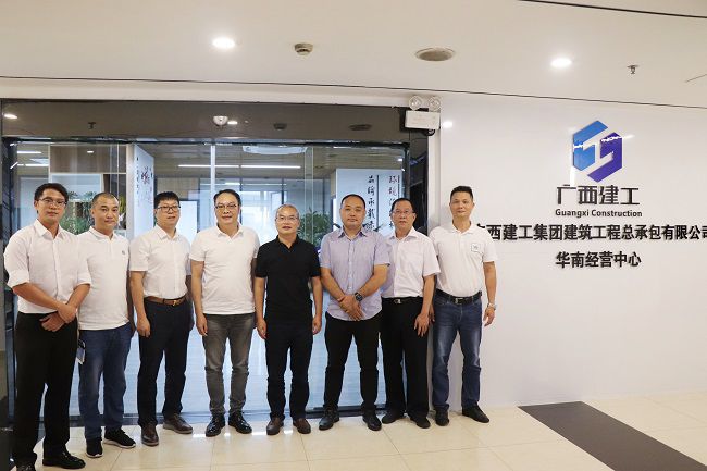 合影留念。。。。。。周煜川 摄（修图）.jpg