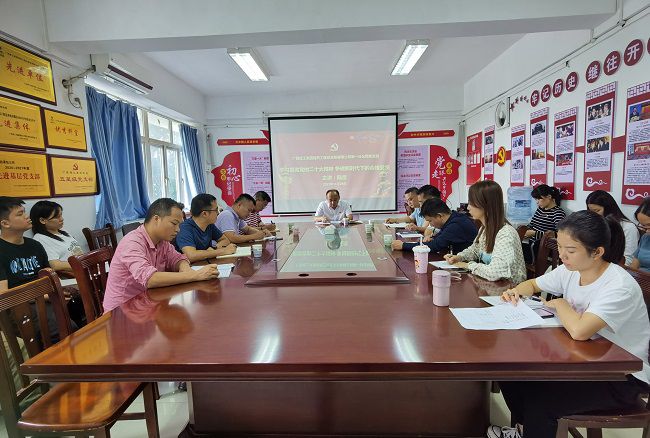 聚会现场。。。。韦文 摄（修图）.jpg