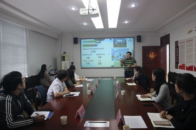 聚会现场。。梁红玉 摄（修图）.jpg