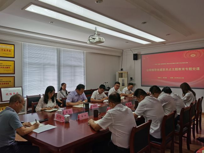 聚会现场。。。。。。梁红玉 摄 （修图）.jpg