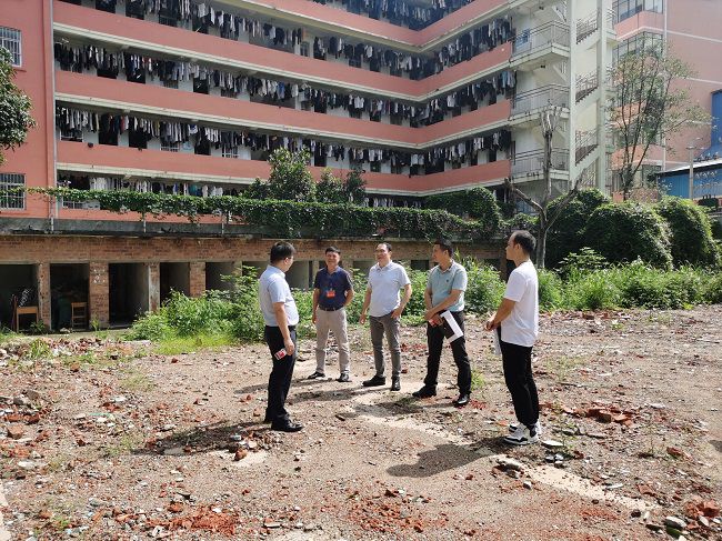 调研现场。。卢芳 摄（修图）.jpg