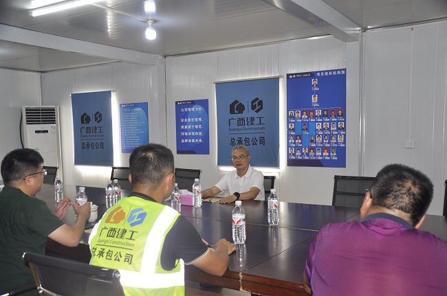 聚会现场。。。王瑾贞 摄（修图）.jpg