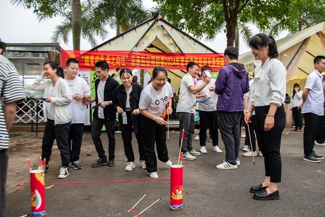 投壶现场。。。。。郭奎君 摄.jpg