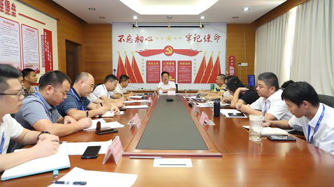 聚会现场。。。李立云 摄（修图）.jpg